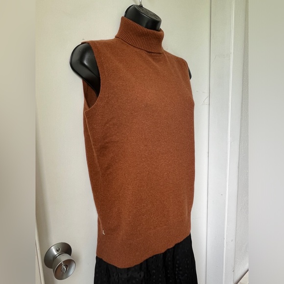 Lafayette 148 New York Cashmere Turtleneck top size M - Picture 4 of 12